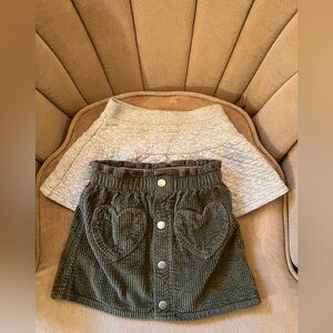 Bundle of 2 girls skirts (4T) Old Navy and Place